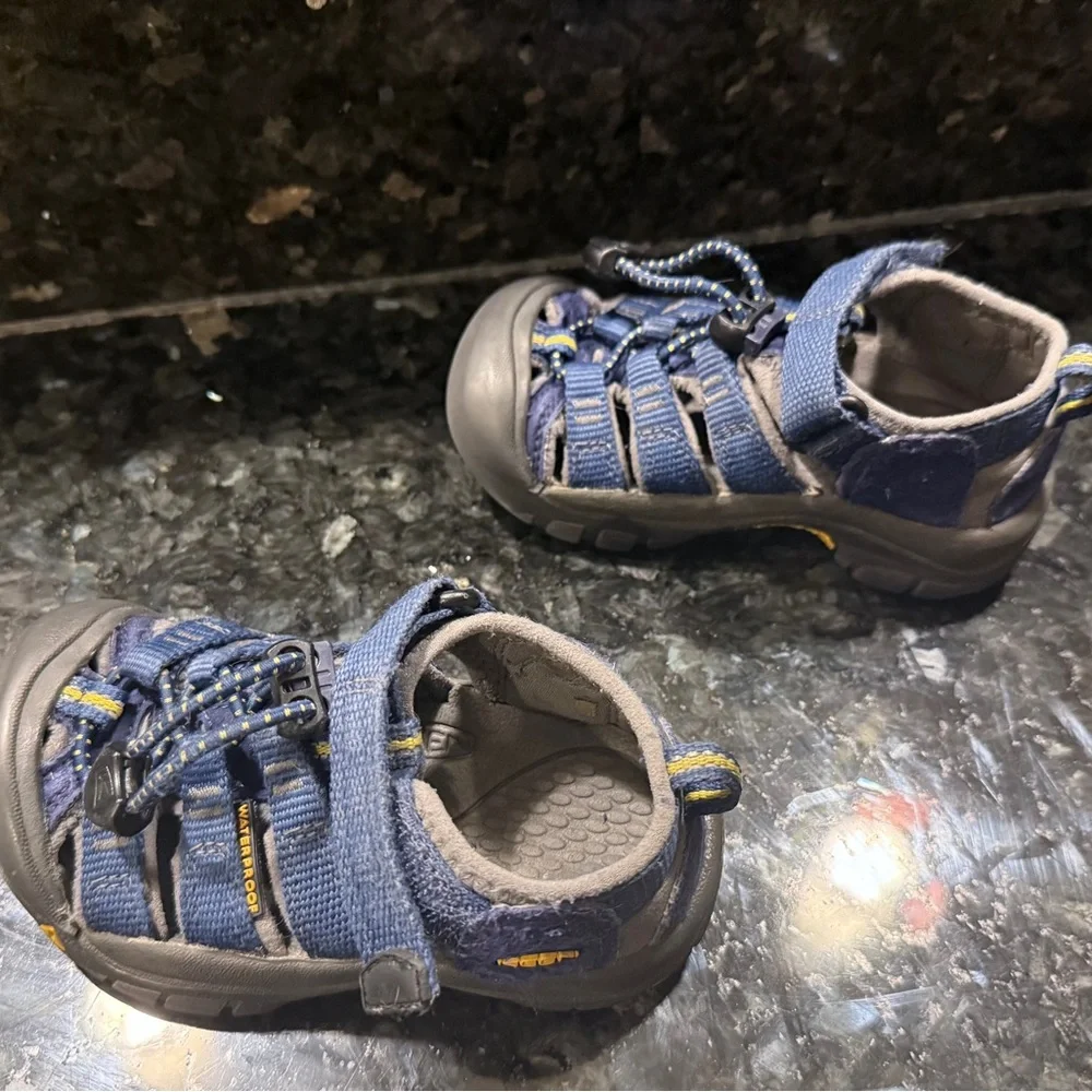 Keen Little Kids' Newport H2